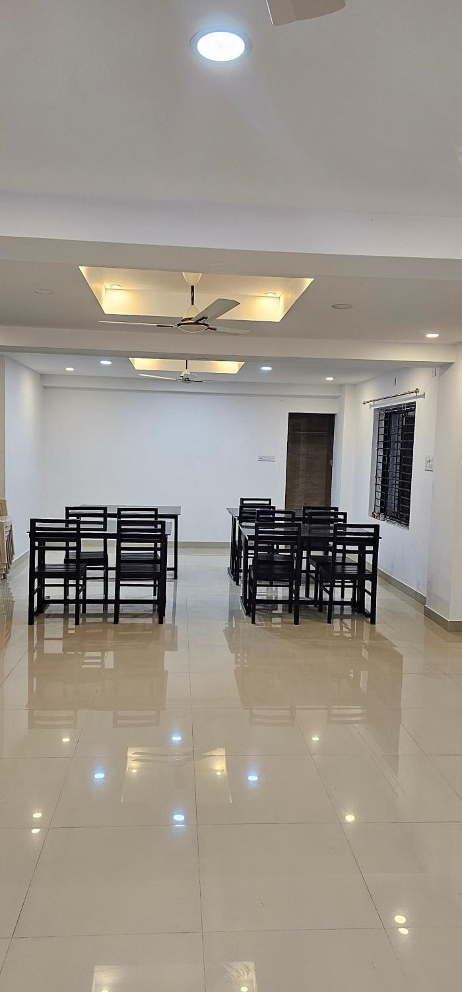 Blueway Residency Downtown Hotel Thiruvananthapuram Esterno foto