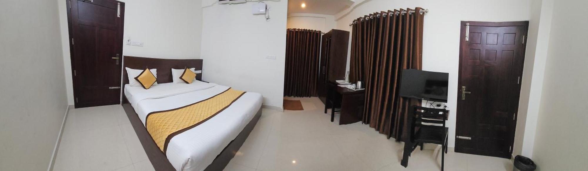Blueway Residency Downtown Hotel Thiruvananthapuram Esterno foto