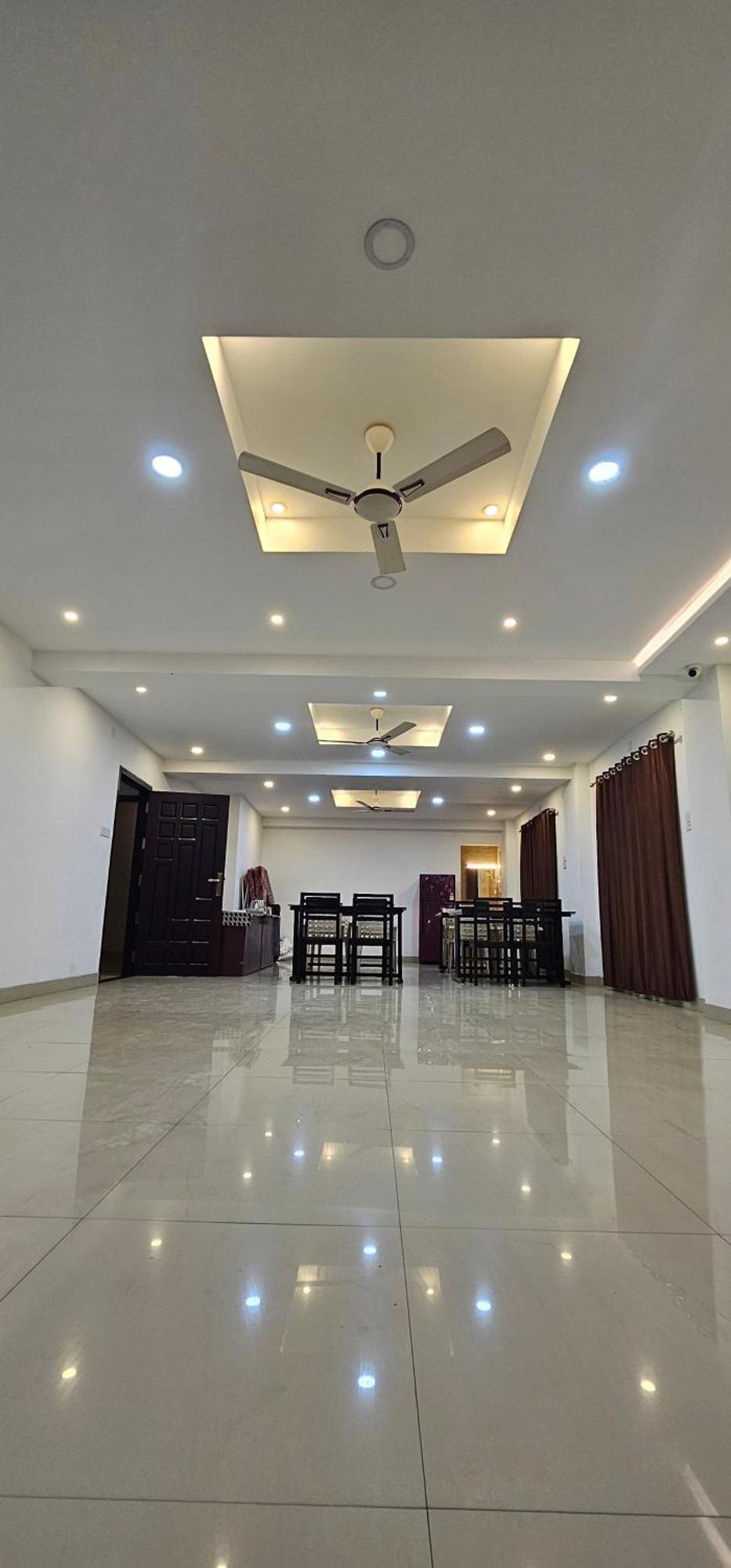Blueway Residency Downtown Hotel Thiruvananthapuram Esterno foto